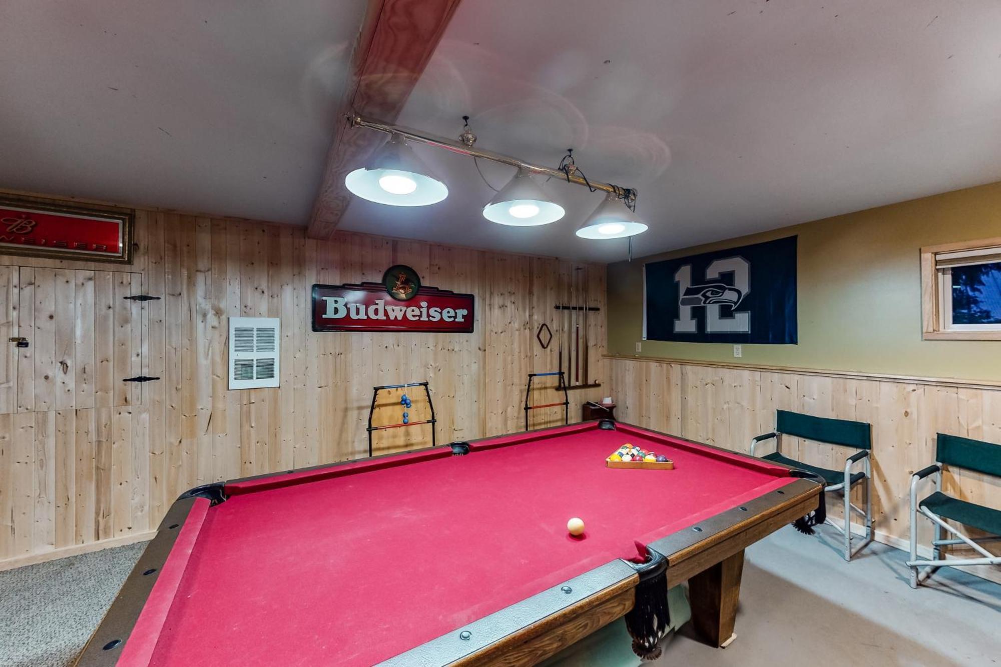 Towering Pines Cabin & Game Room Левънуърт Стая снимка